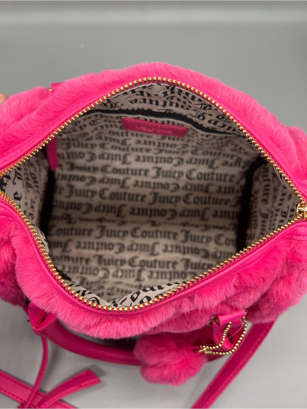 Juicy couture let’s get cozy satchel purse - Picture 10 of 12